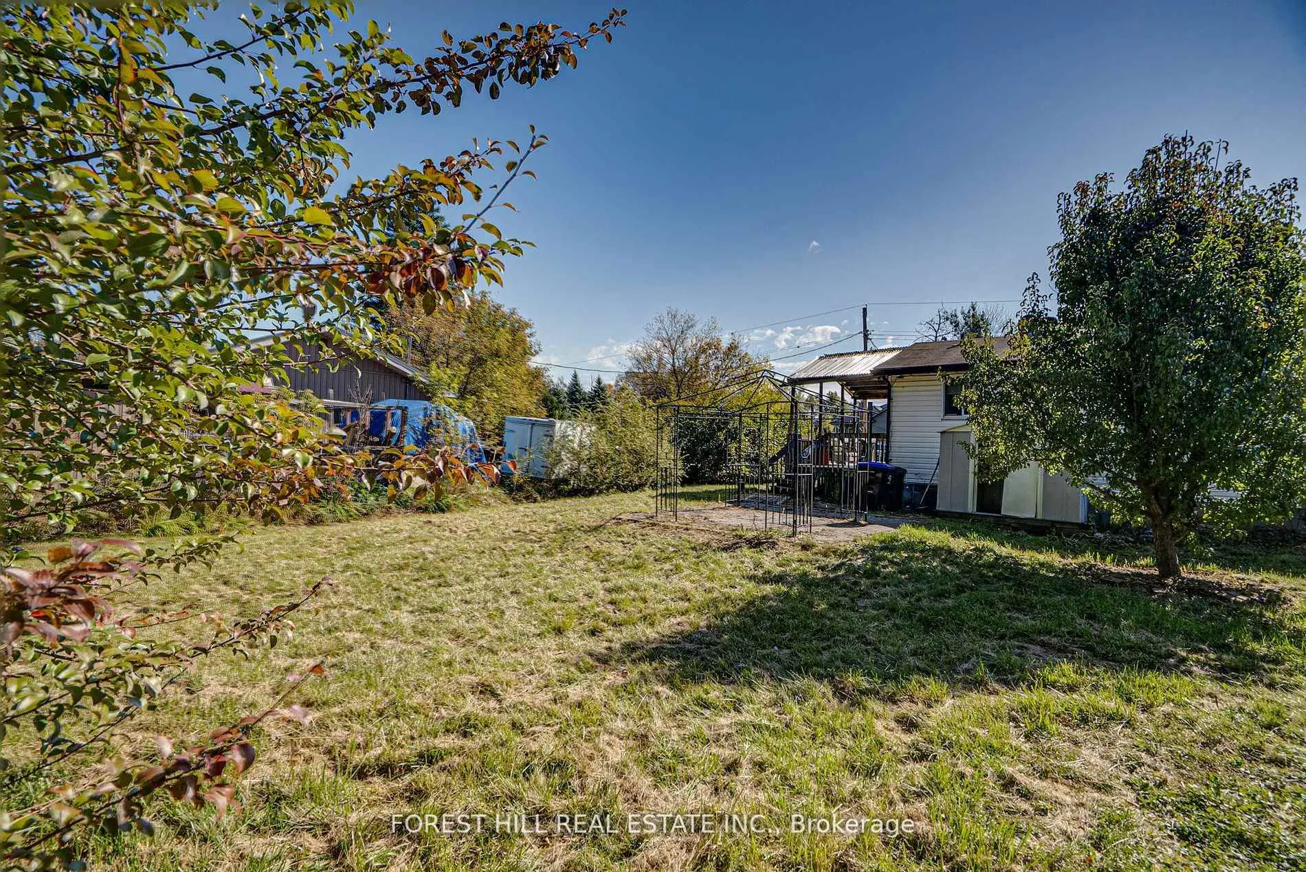 Photo 18 of 1050 Balsam Road S, Innisfil, Rural Innisfil — HOMEH