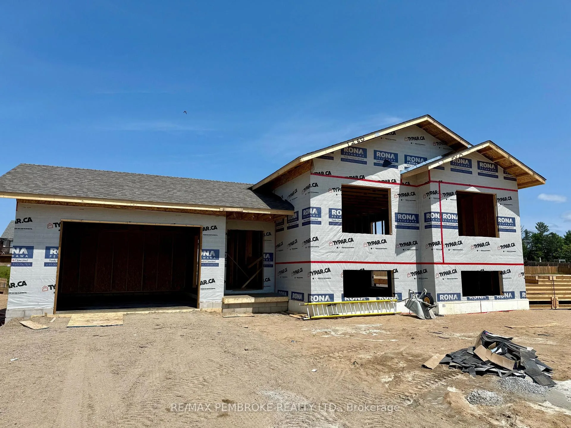 Photo 1 of 21 Jade Avenue, Petawawa — HOMEH