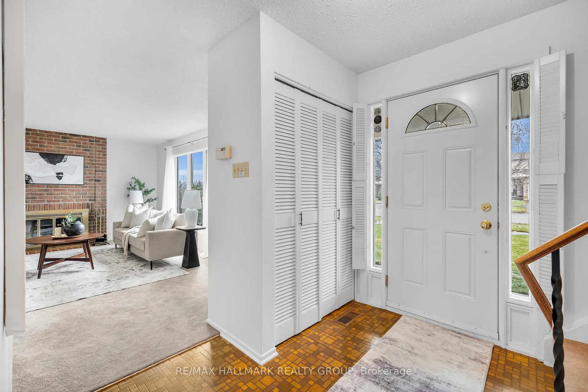 Photo 2 of 3407 McCarthy Road, Ottawa, Hunt Club/Western Community — HOMEH