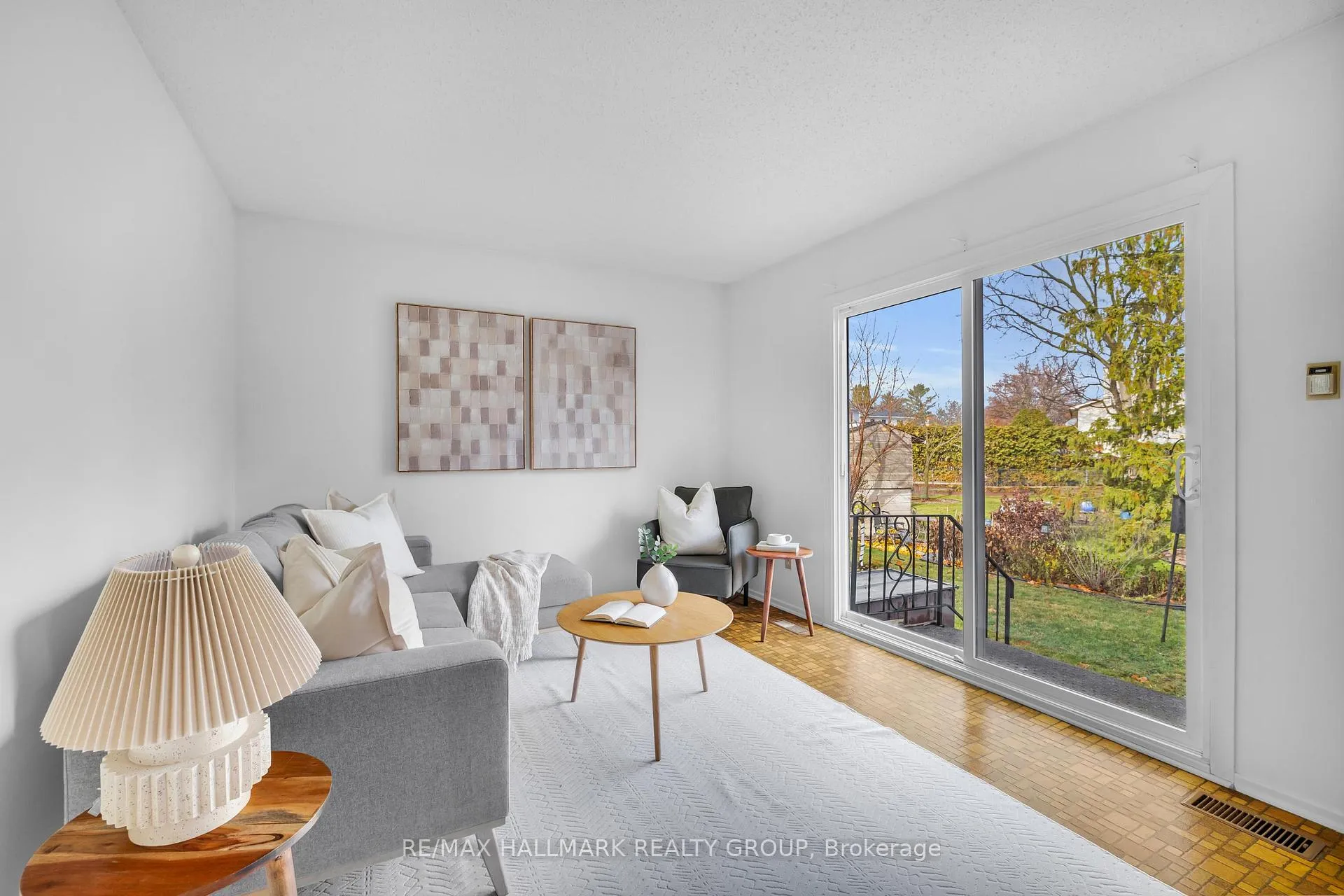 Photo 10 of 3407 McCarthy Road, Ottawa, Hunt Club/Western Community — HOMEH