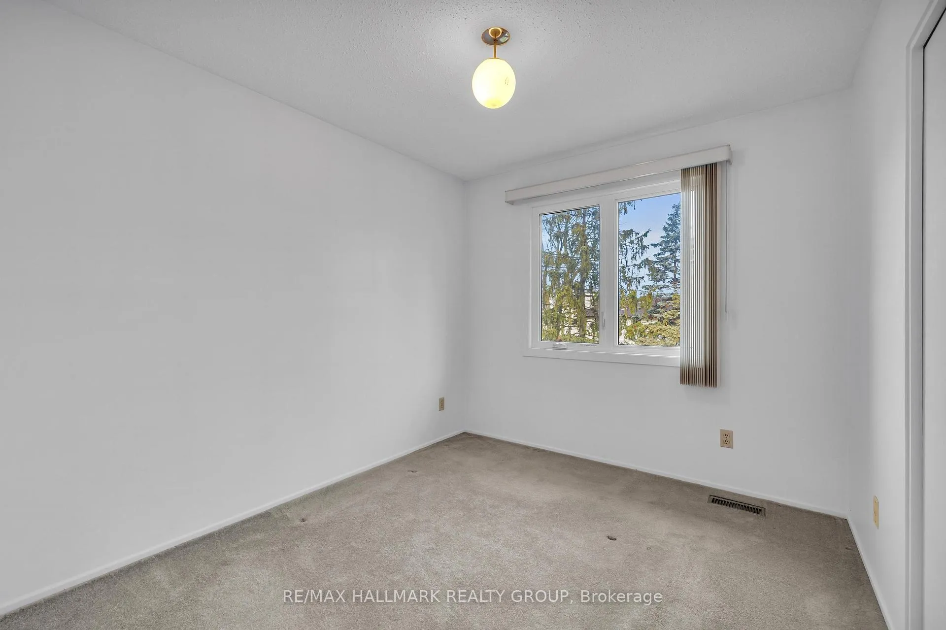 Photo 18 of 3407 McCarthy Road, Ottawa, Hunt Club/Western Community — HOMEH