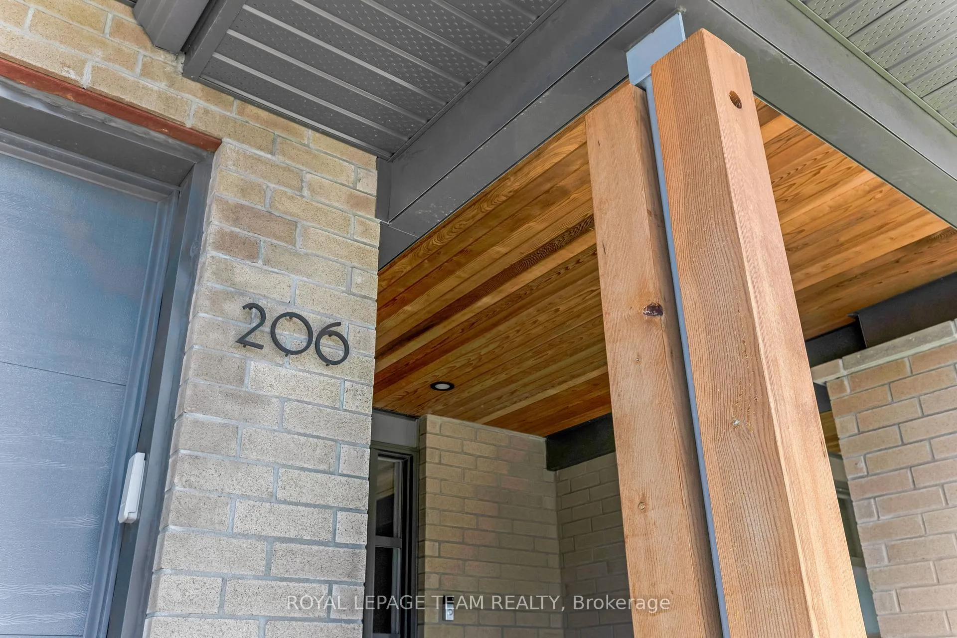 Photo 3 of 206 Pisces Terrace, Ottawa, Leitrim — HOMEH