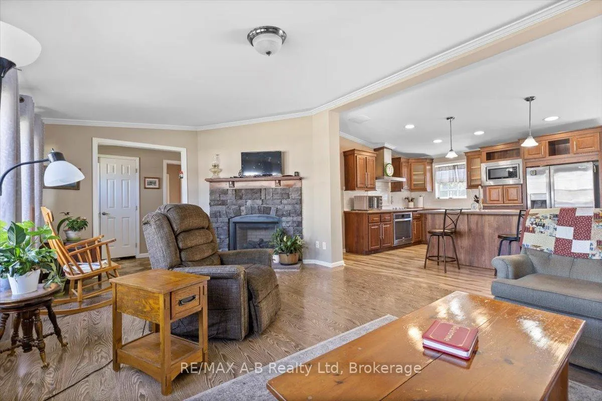 Photo 11 of Unit 27, 25 Thames Road, St. Marys — HOMEH