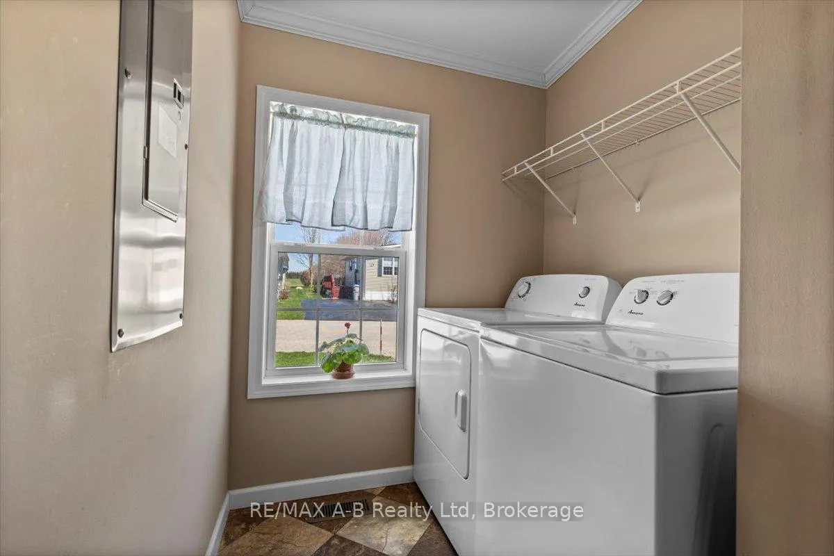 Photo 27 of Unit 27, 25 Thames Road, St. Marys — HOMEH