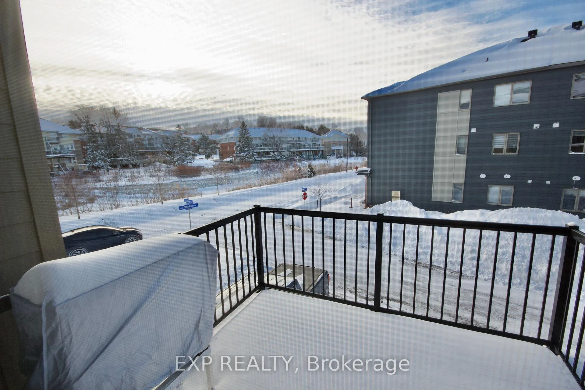 Photo 15 of 827 Kiniw Private, Ottawa, CFB Rockcliffe and Area — HOMEH