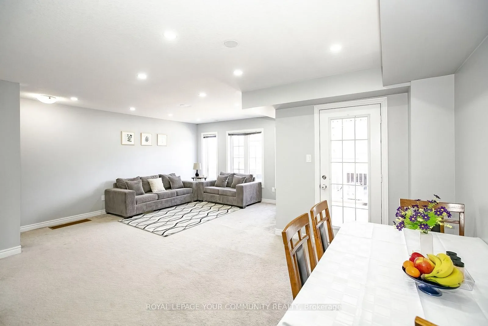 Photo 13 of Unit 17, 420 Linden Drive, Cambridge, Preston Heights — HOMEH