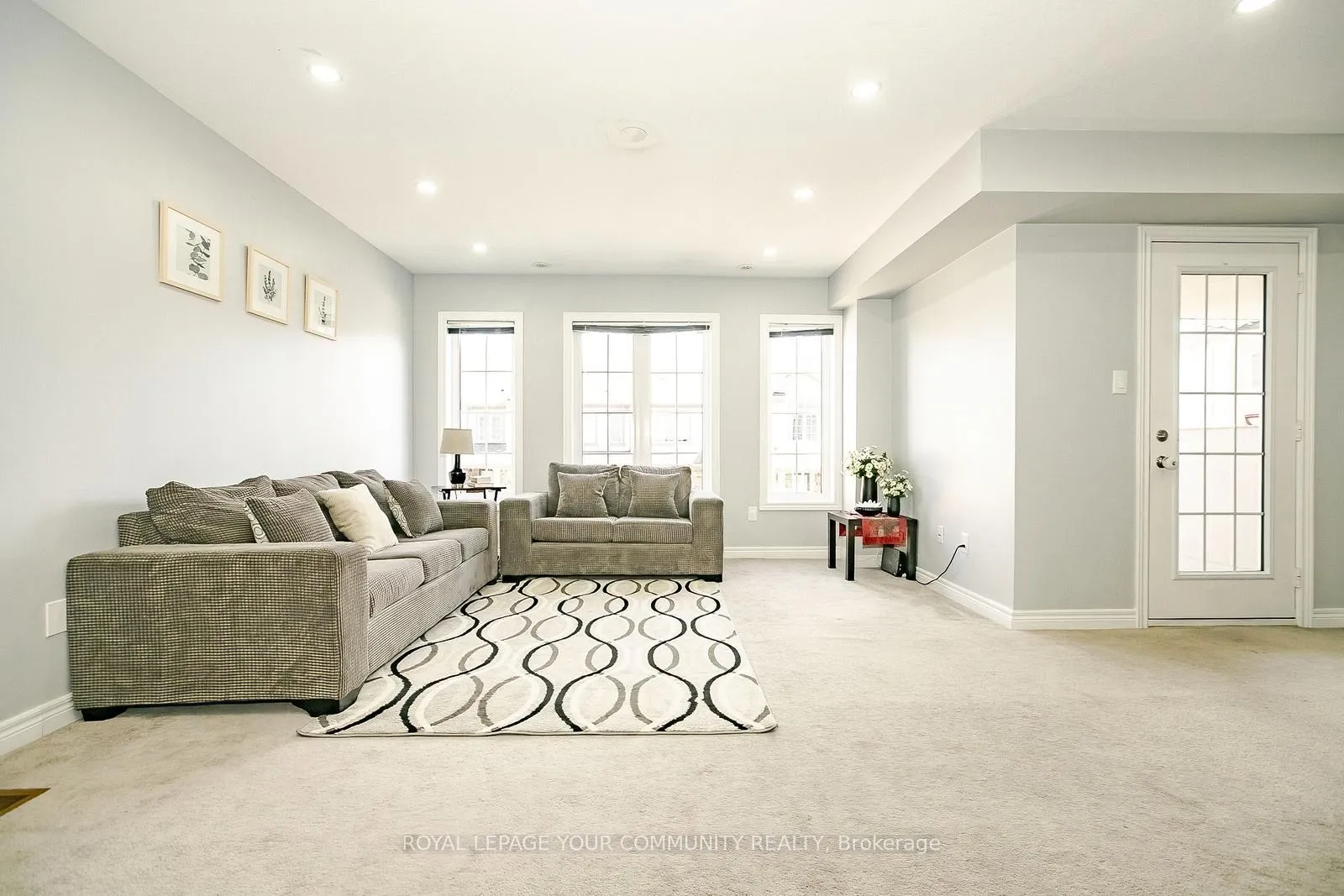 Photo 25 of Unit 17, 420 Linden Drive, Cambridge, Preston Heights — HOMEH