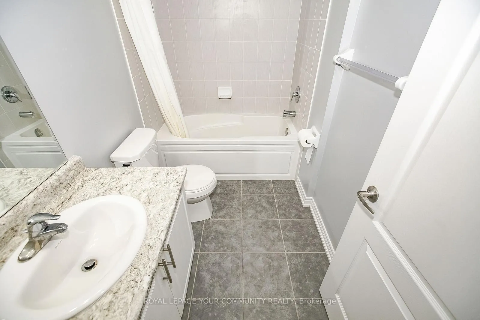 Photo 40 of Unit 17, 420 Linden Drive, Cambridge, Preston Heights — HOMEH