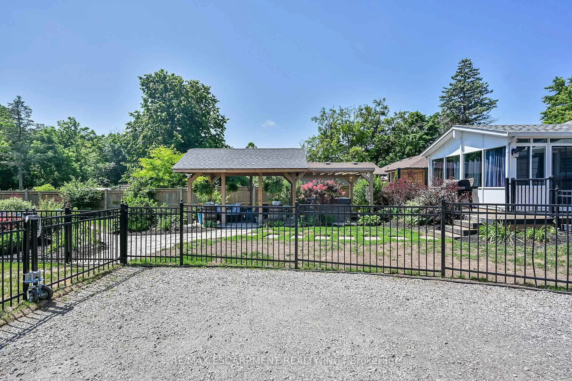 Photo 42 of 4351 Glancaster Road, Hamilton, Mount Hope — HOMEH