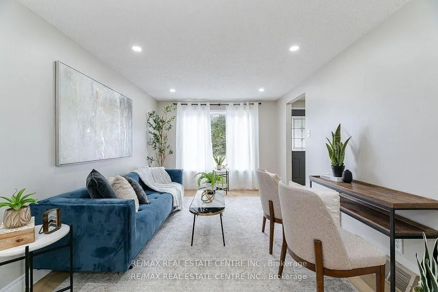 Photo 4 of A-635 Rummelhardt Drive, Waterloo — HOMEH