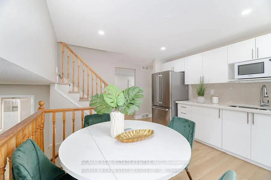 Photo 10 of A-635 Rummelhardt Drive, Waterloo — HOMEH