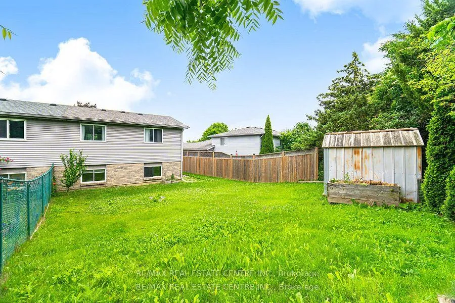 Photo 37 of A-635 Rummelhardt Drive, Waterloo — HOMEH