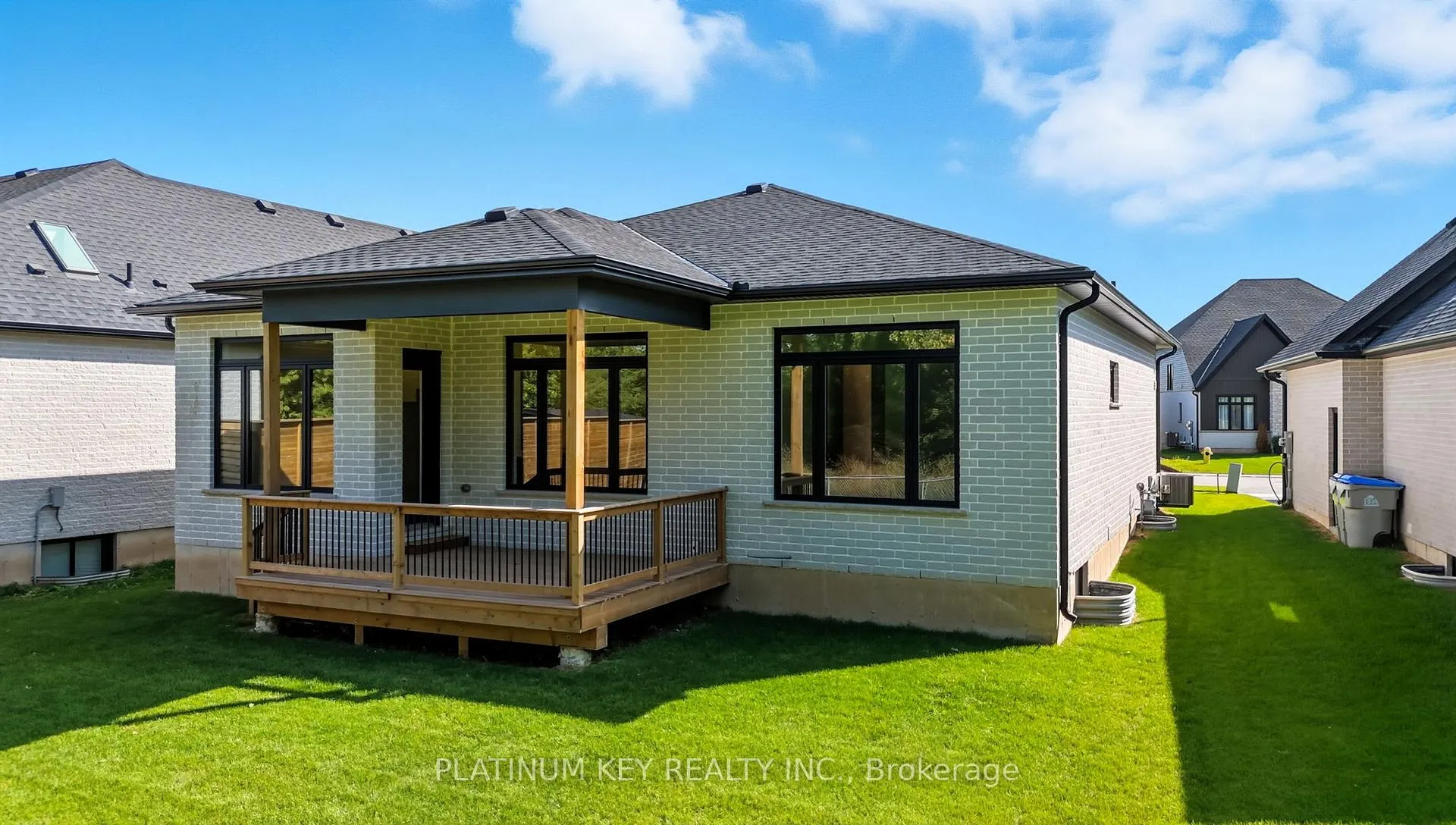 Photo 25 of 32 Briscoe Crescent, Strathroy-Caradoc, NE — HOMEH