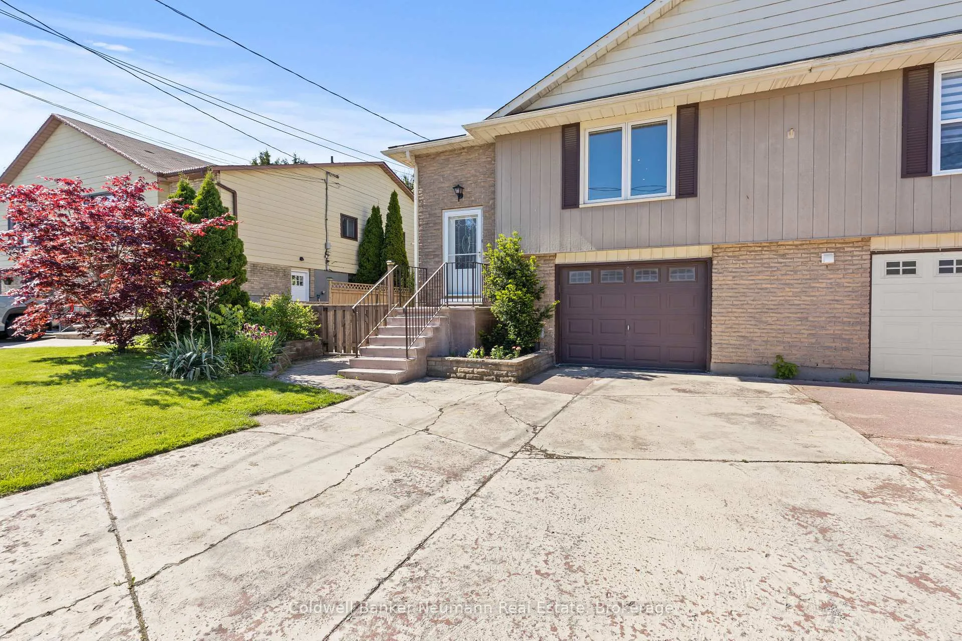 Photo 2 of 52 Burke Street, Haldimand — HOMEH