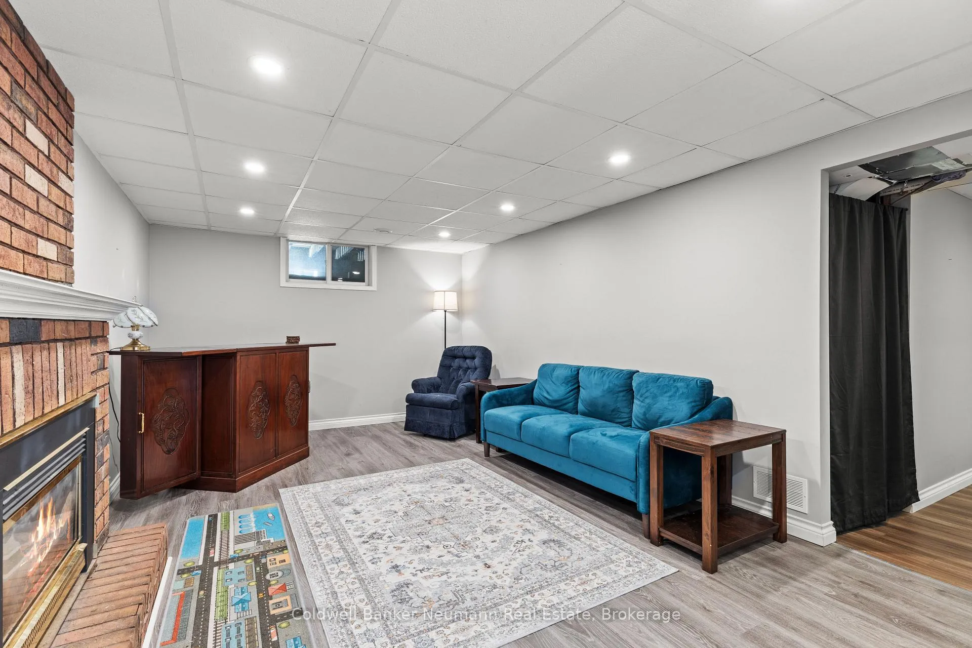 Photo 20 of 52 Burke Street, Haldimand — HOMEH
