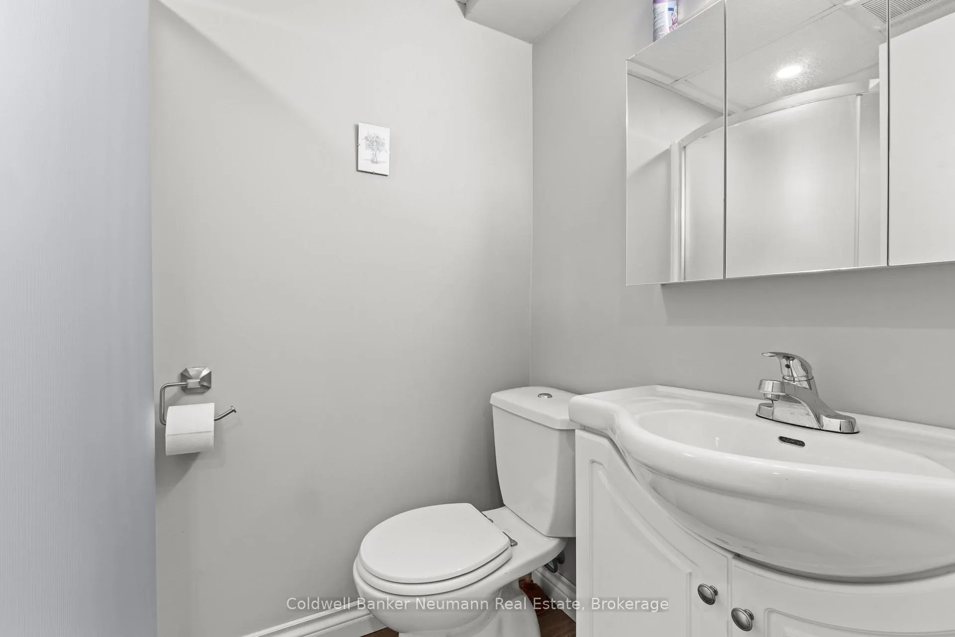 Photo 26 of 52 Burke Street, Haldimand — HOMEH