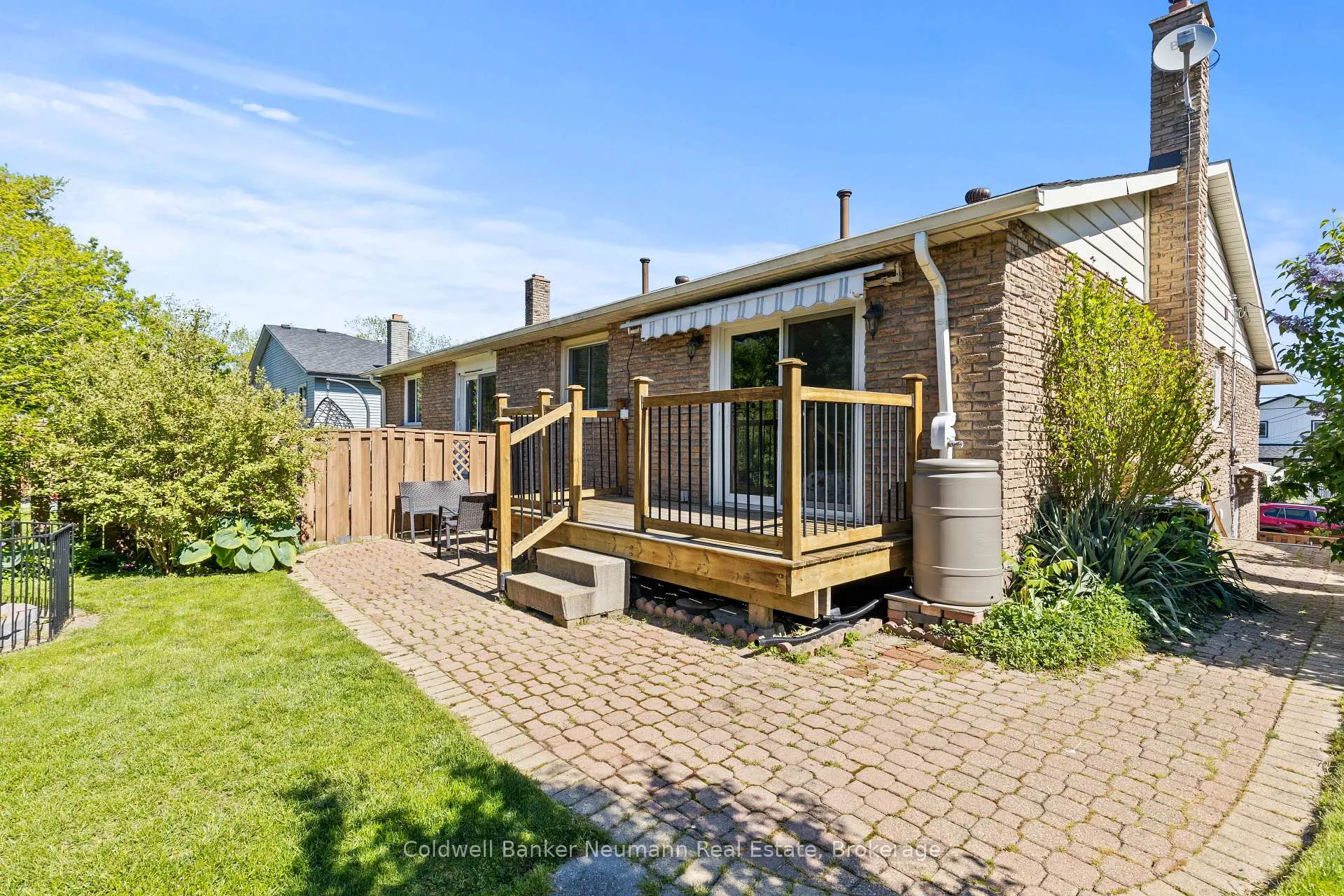 Photo 28 of 52 Burke Street, Haldimand — HOMEH