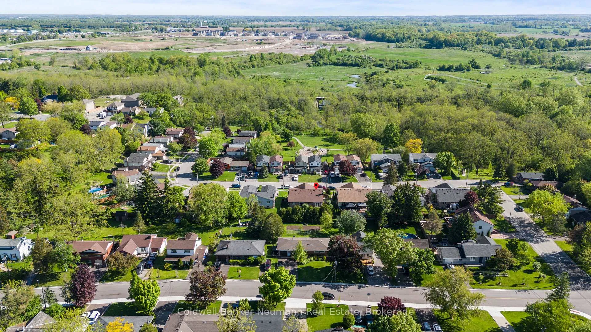 Photo 33 of 52 Burke Street, Haldimand — HOMEH