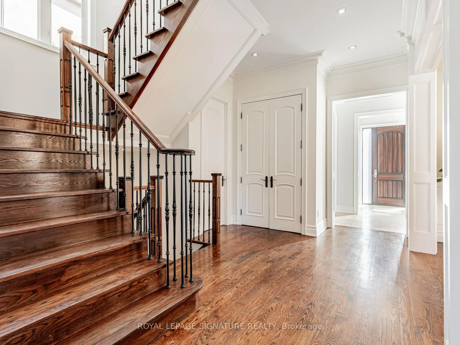 Photo 13 of 472 Deloraine Avenue, Toronto, Bedford Park-Nortown — HOMEH