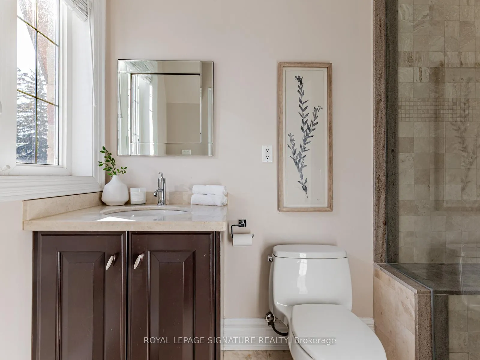Photo 27 of 472 Deloraine Avenue, Toronto, Bedford Park-Nortown — HOMEH