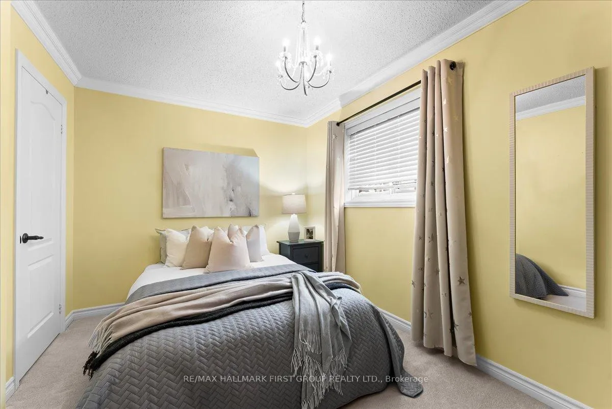 Photo 34 of 7 Princeton Court, Whitby, Brooklin — HOMEH