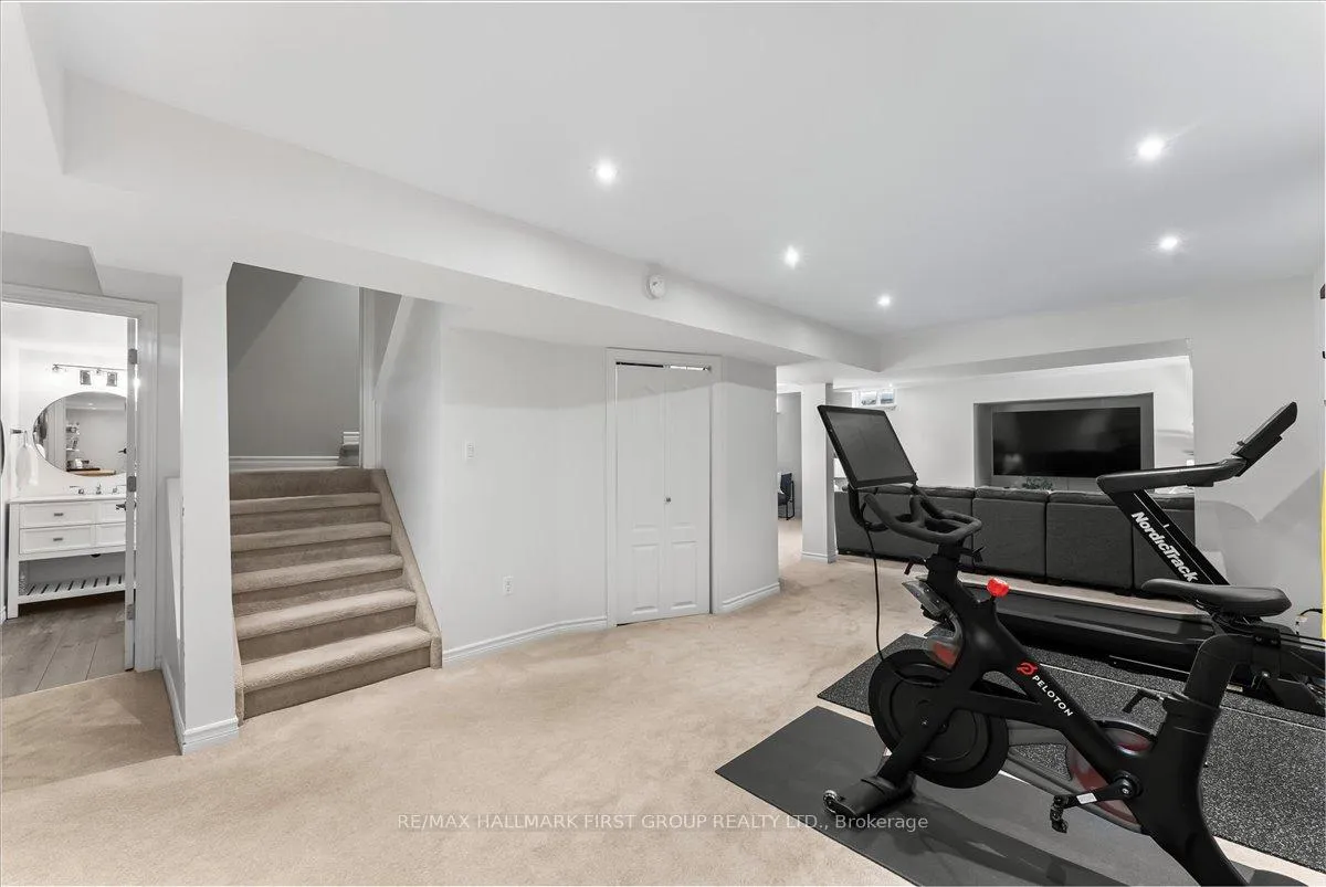 Photo 37 of 7 Princeton Court, Whitby, Brooklin — HOMEH
