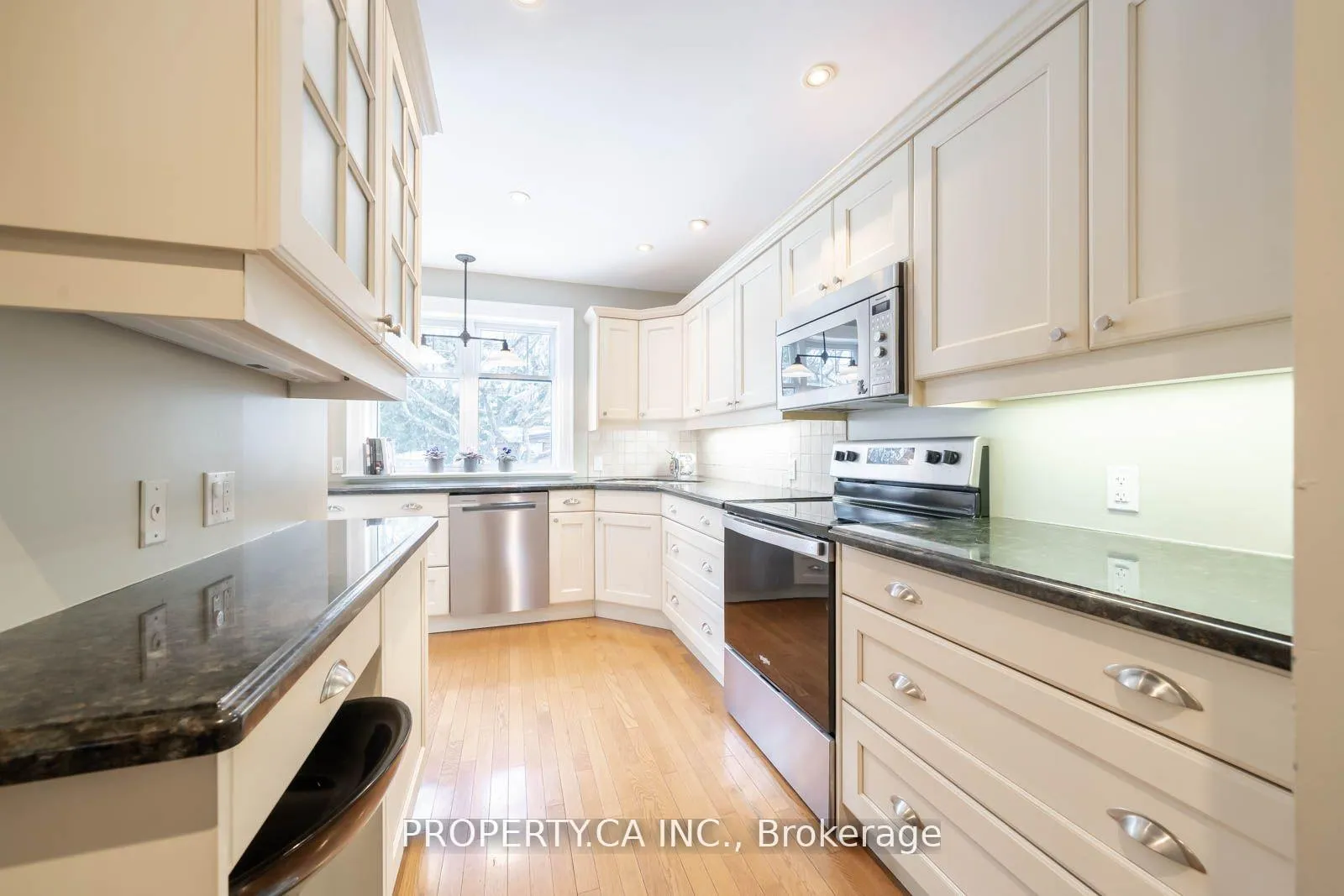 Photo 7 of 357 Brookdale Avenue, Toronto, Lawrence Park North — HOMEH