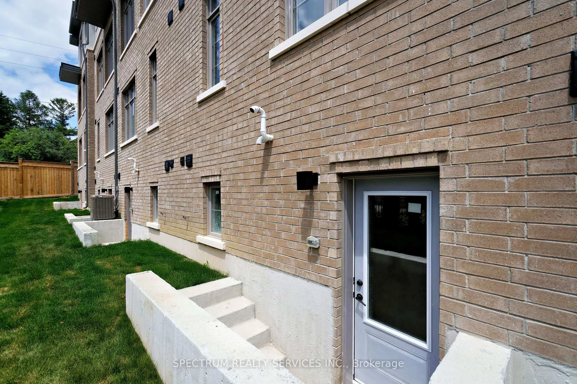 Photo 39 of 15 Archambault way, Vaughan, Vellore Village — HOMEH