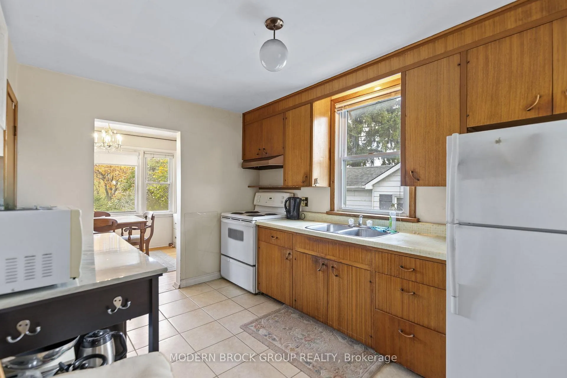 Photo 8 of 26 Shaw Street, Kingston, Rideau — HOMEH