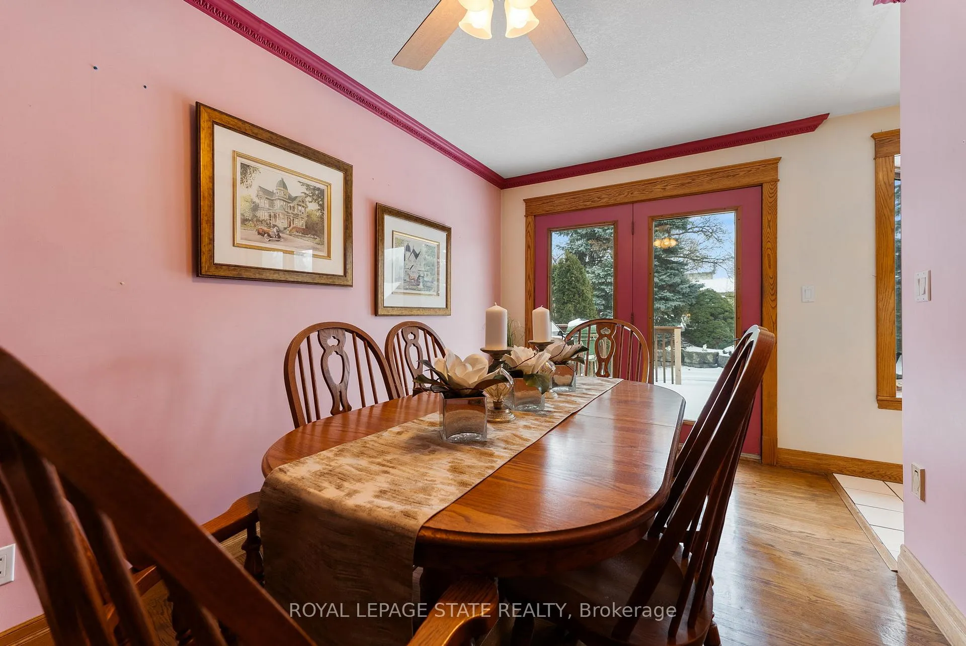 Photo 11 of 25 Battlefield Drive, Hamilton, Stoney Creek — HOMEH