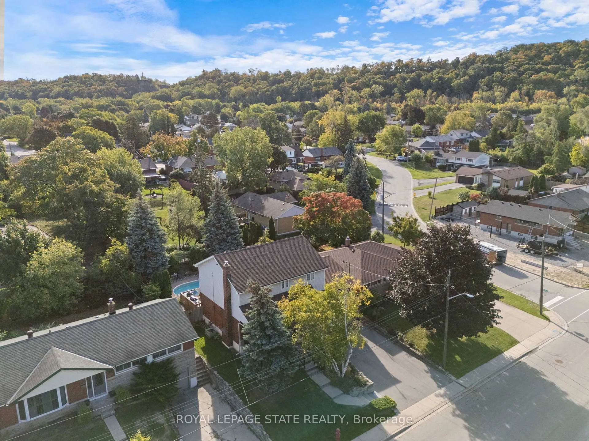 Photo 40 of 25 Battlefield Drive, Hamilton, Stoney Creek — HOMEH