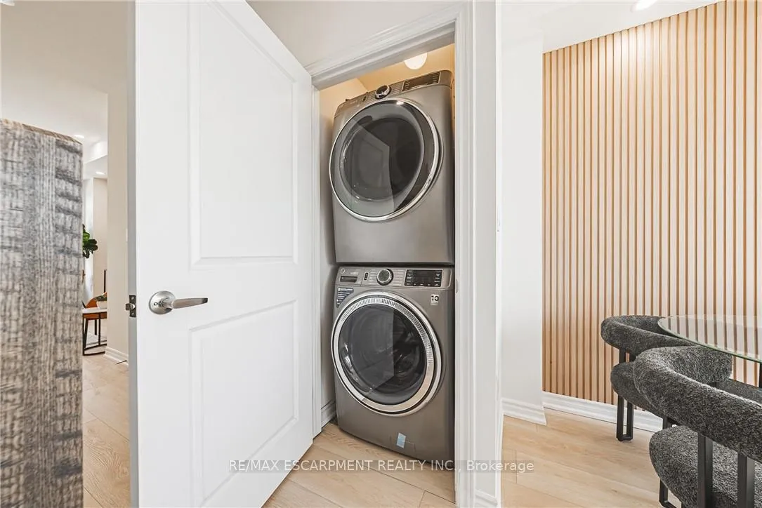Photo 14 of Unit 29, 61 Soho Street, Hamilton, Stoney Creek Mountain — HOMEH