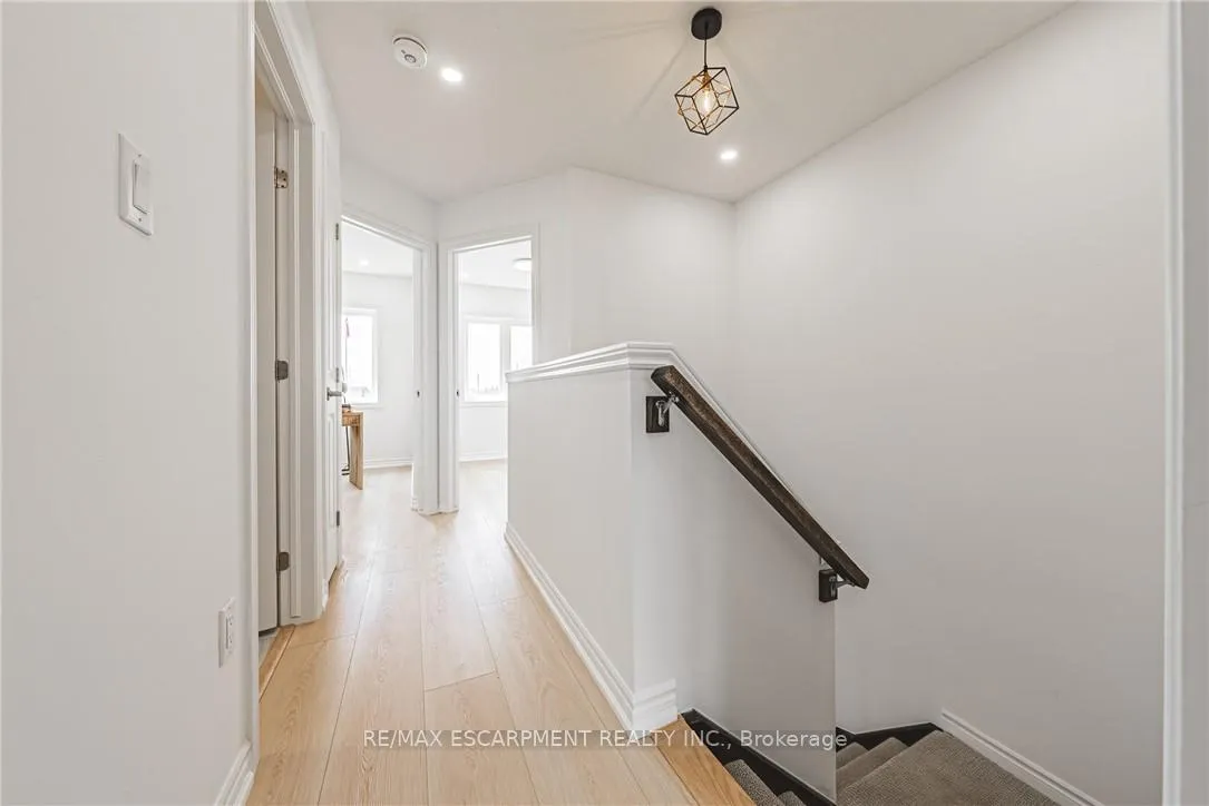 Photo 17 of Unit 29, 61 Soho Street, Hamilton, Stoney Creek Mountain — HOMEH