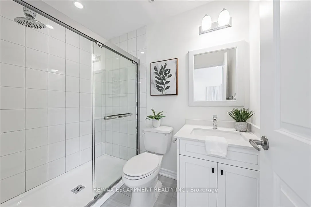 Photo 22 of Unit 29, 61 Soho Street, Hamilton, Stoney Creek Mountain — HOMEH