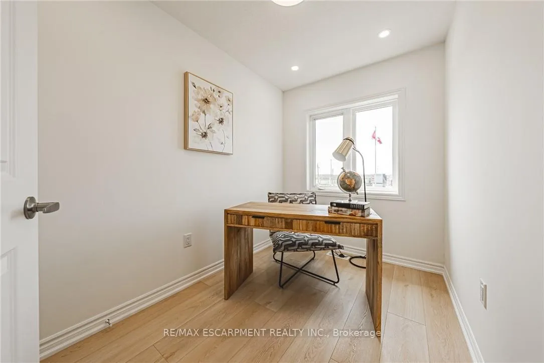 Photo 26 of Unit 29, 61 Soho Street, Hamilton, Stoney Creek Mountain — HOMEH