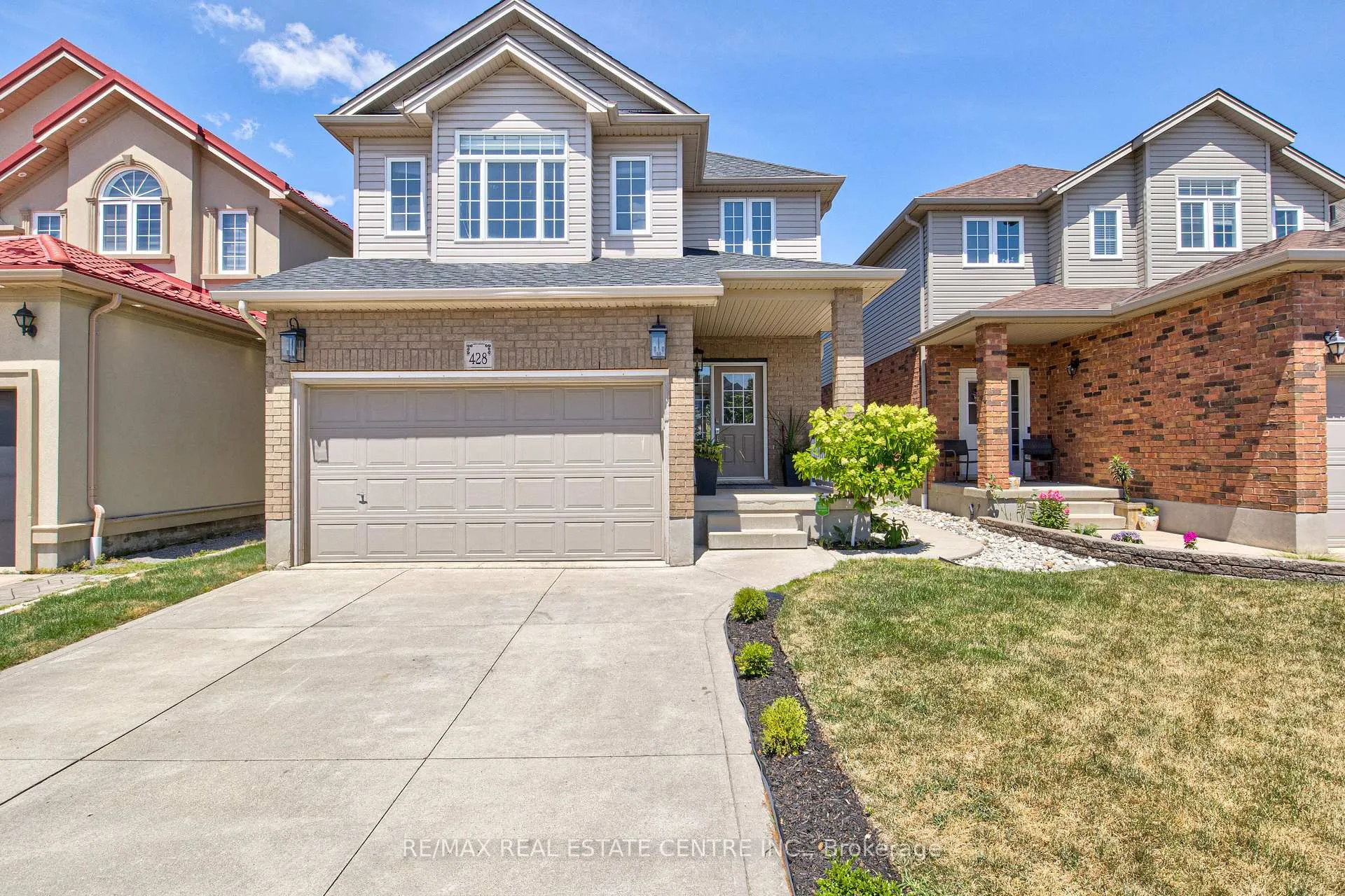 Photo 1 of 428 Thomas Slee Drive, Kitchener, Doon South — HOMEH