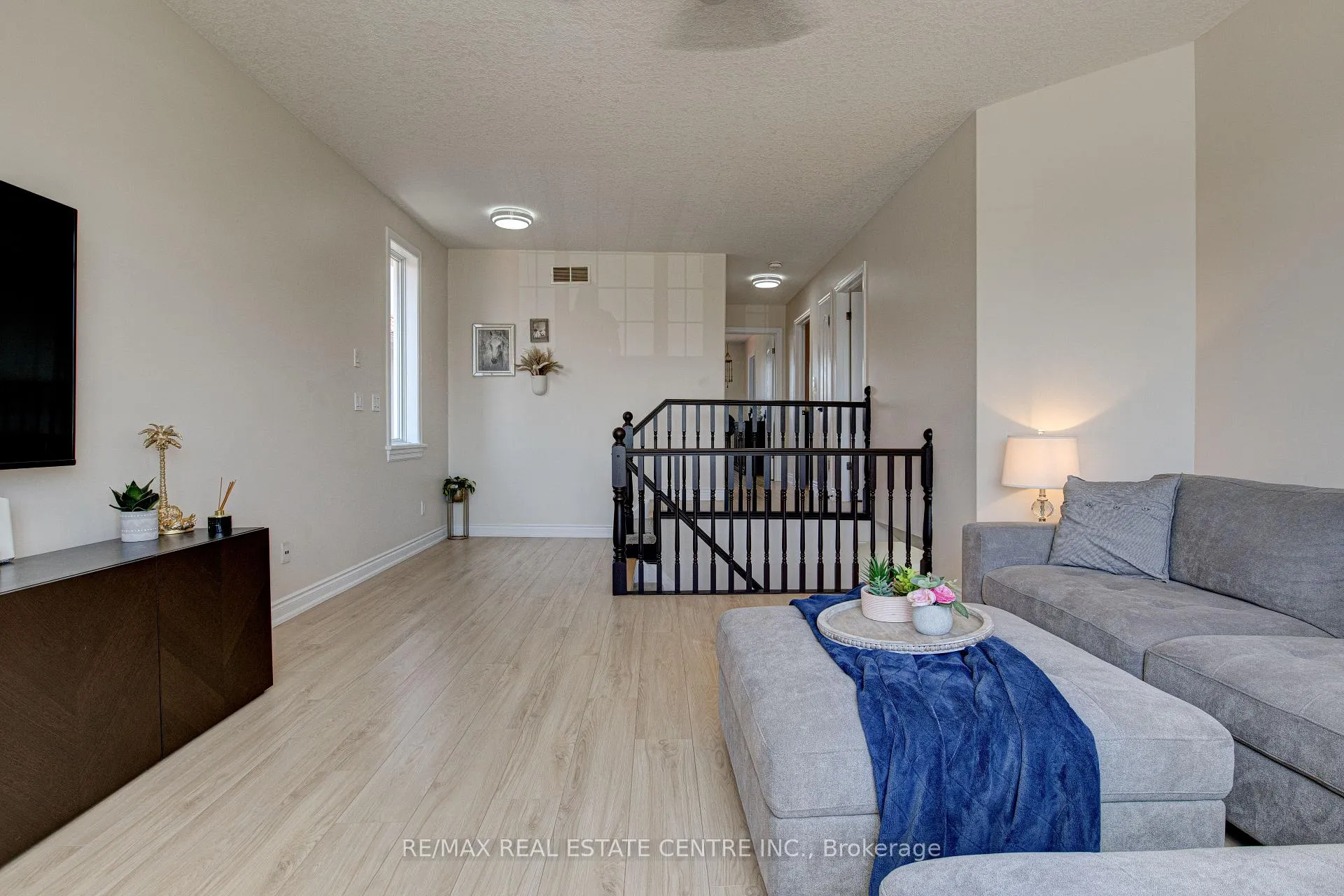 Photo 25 of 428 Thomas Slee Drive, Kitchener, Doon South — HOMEH
