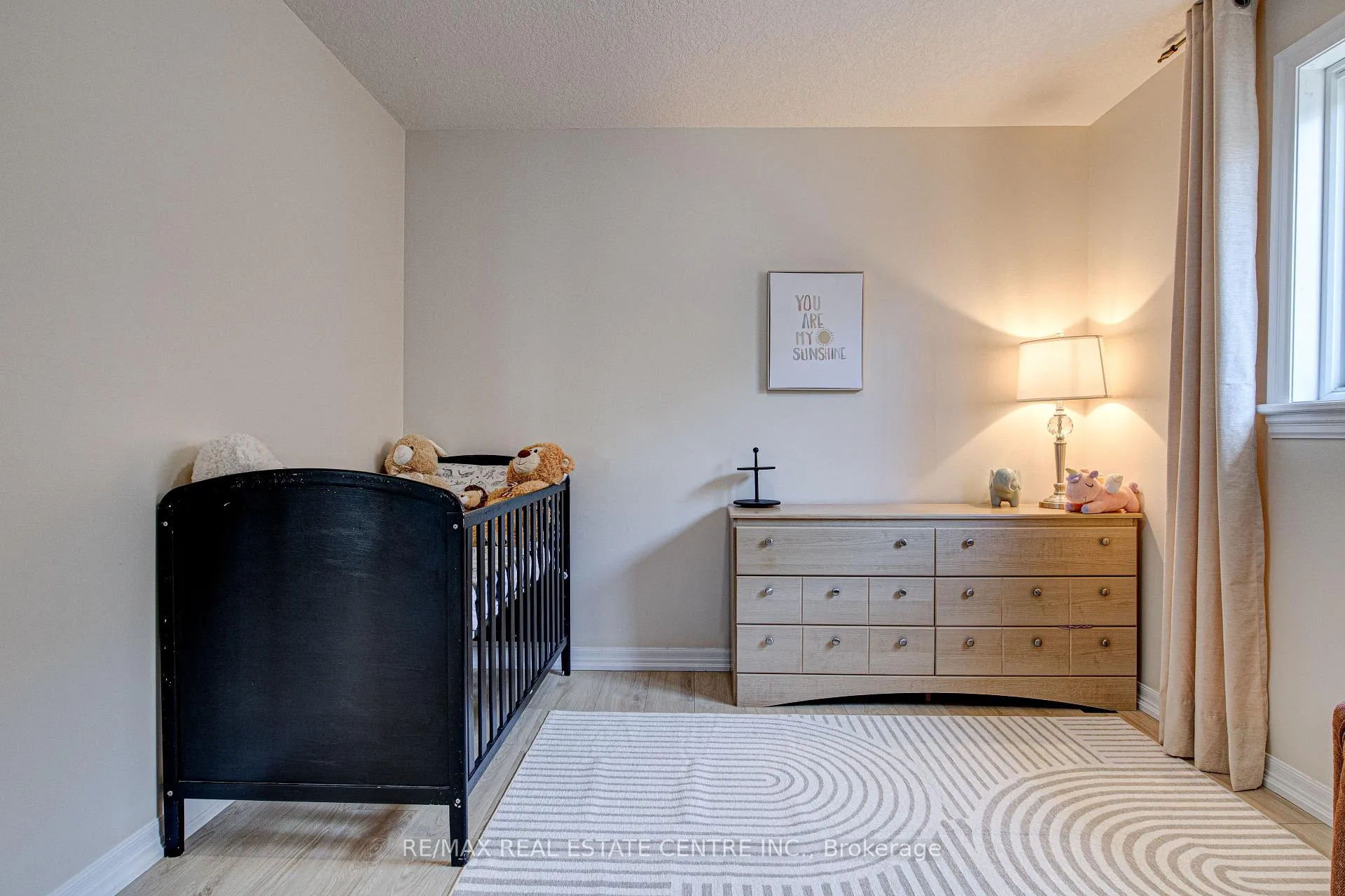 Photo 33 of 428 Thomas Slee Drive, Kitchener, Doon South — HOMEH