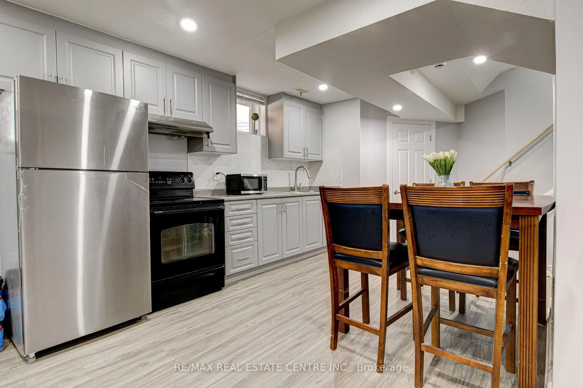 Photo 41 of 428 Thomas Slee Drive, Kitchener, Doon South — HOMEH