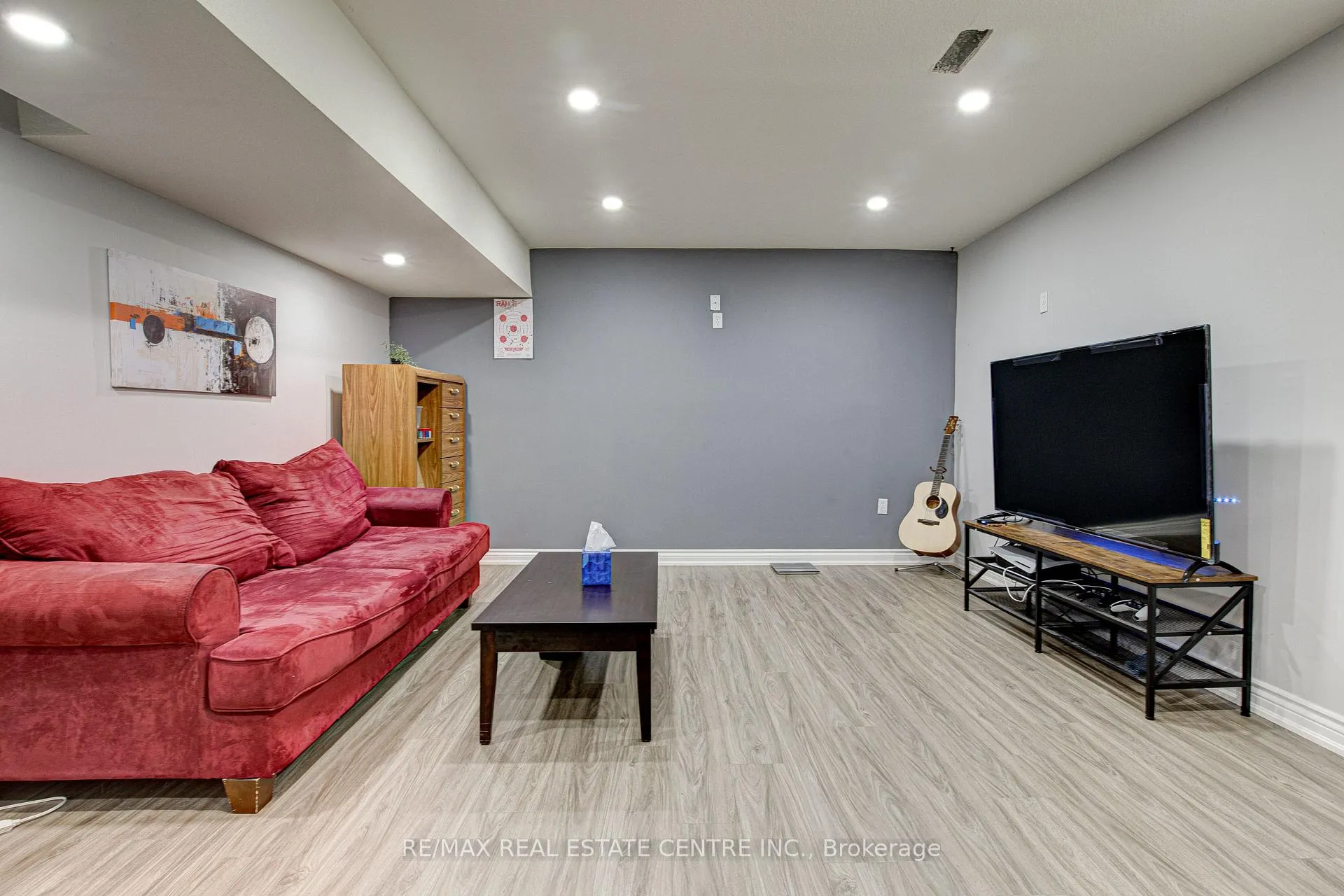 Photo 42 of 428 Thomas Slee Drive, Kitchener, Doon South — HOMEH