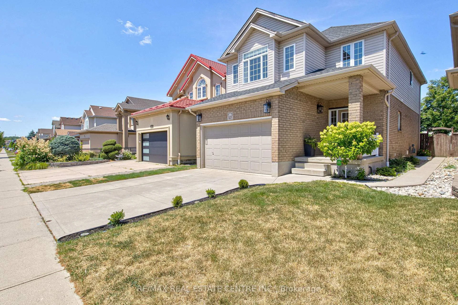 Photo 49 of 428 Thomas Slee Drive, Kitchener, Doon South — HOMEH