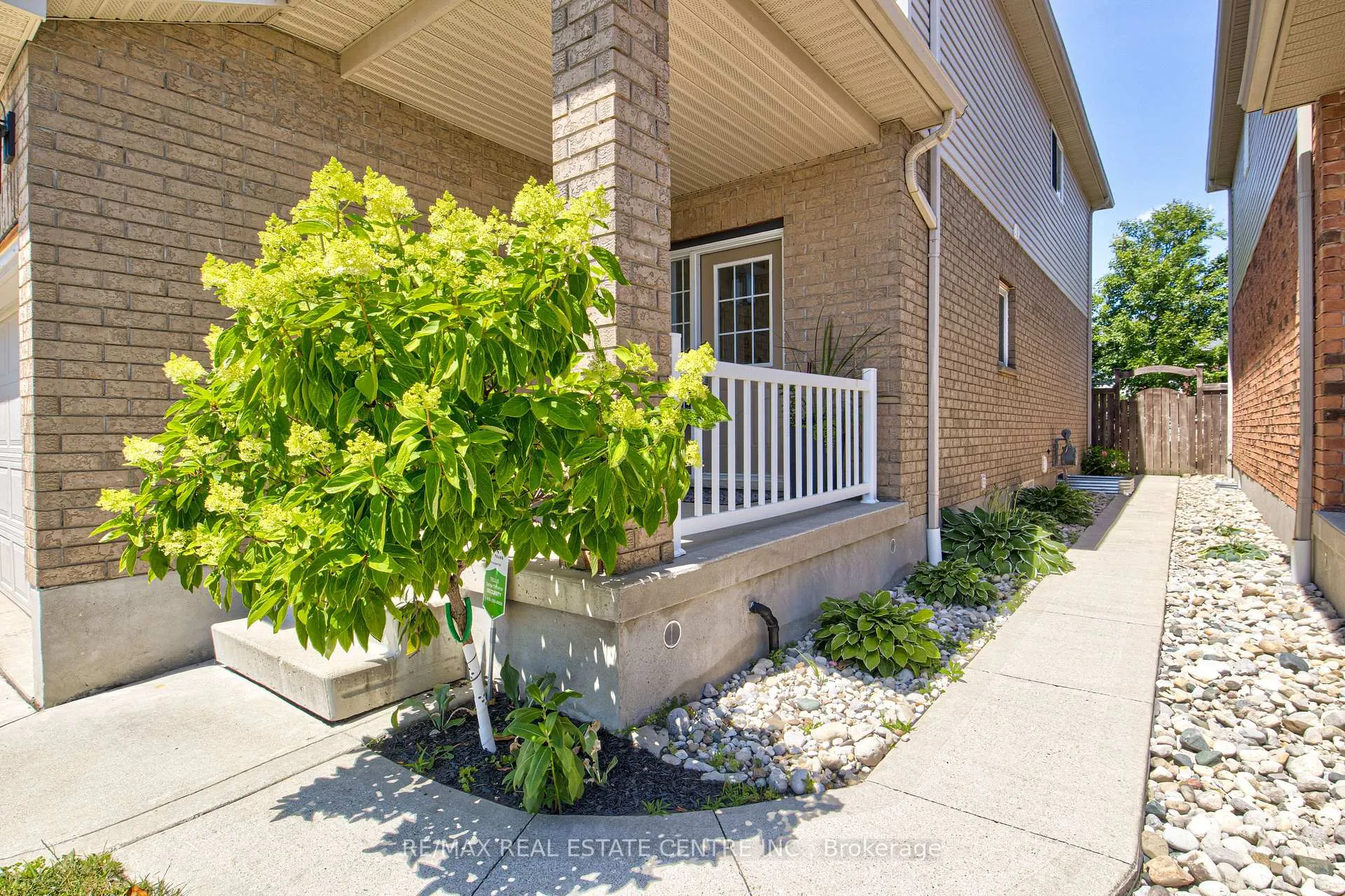 Photo 50 of 428 Thomas Slee Drive, Kitchener, Doon South — HOMEH
