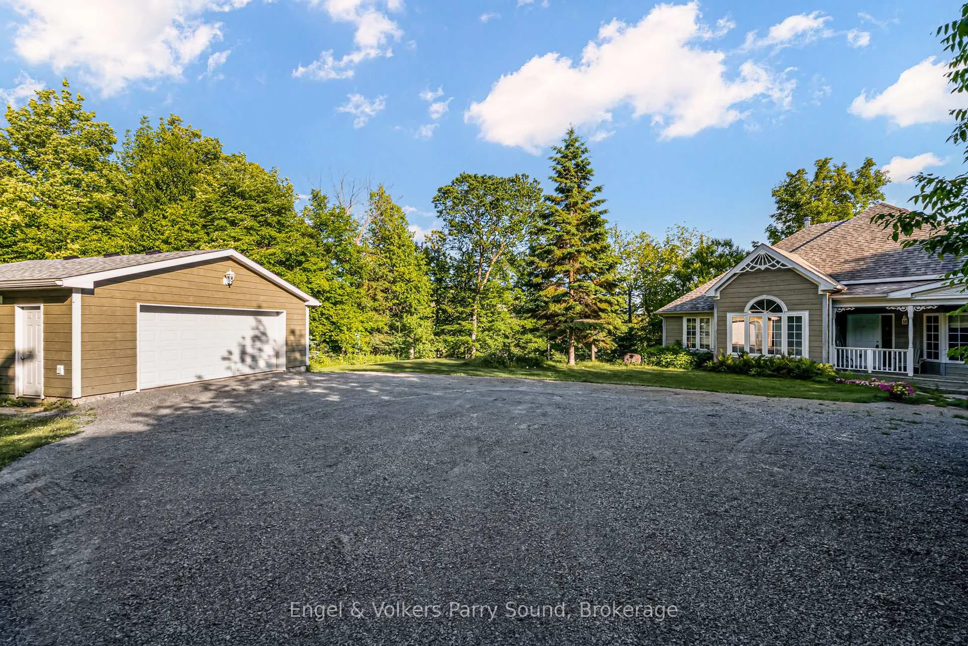 Photo 5 of 37 Lizzies Lane, McKellar — HOMEH