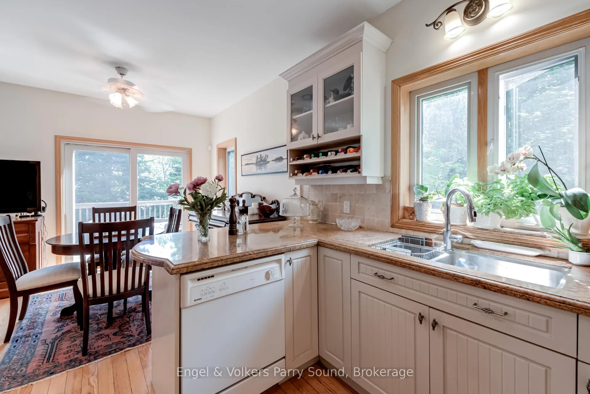 Photo 16 of 37 Lizzies Lane, McKellar — HOMEH