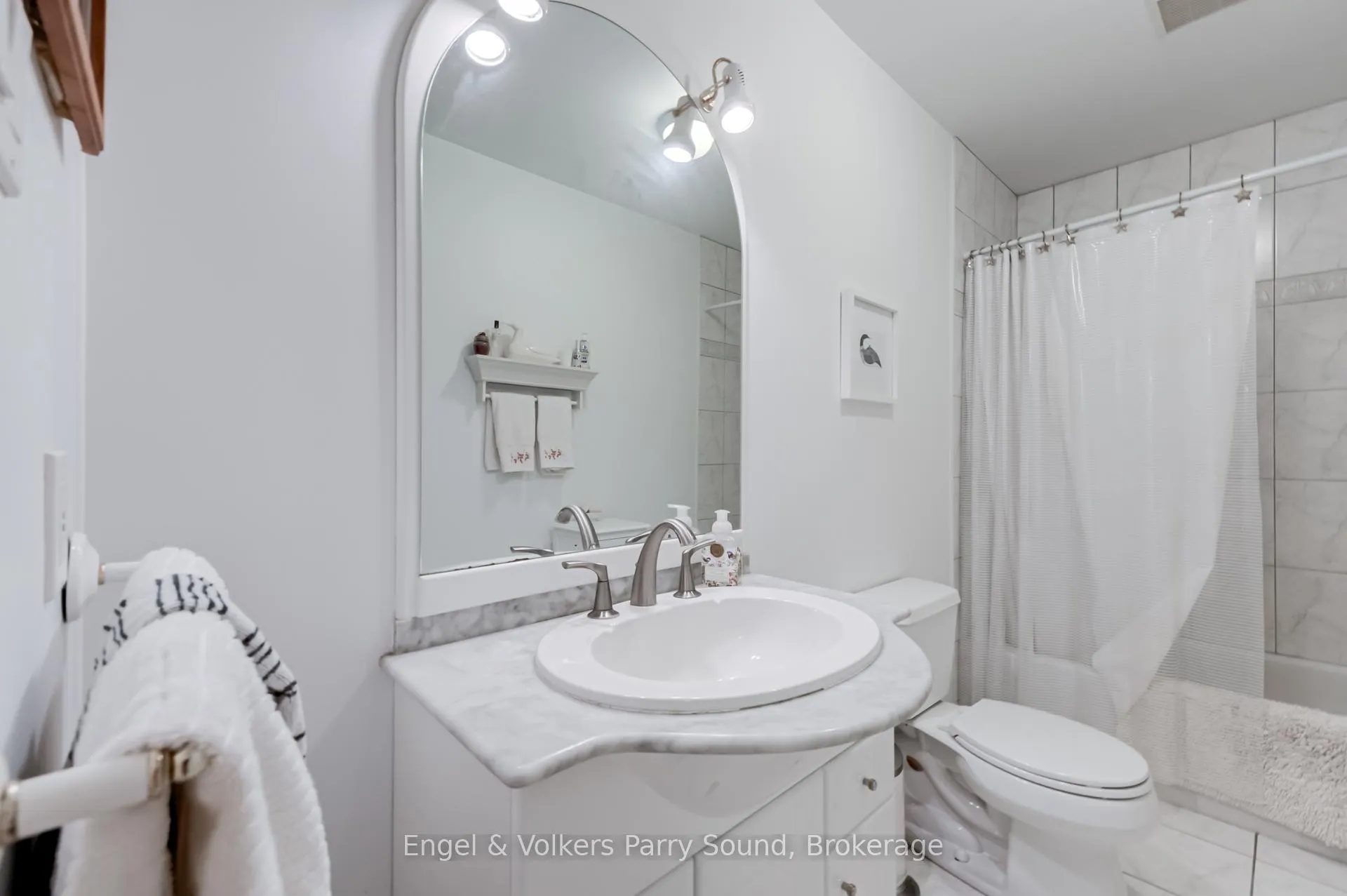 Photo 32 of 37 Lizzies Lane, McKellar — HOMEH