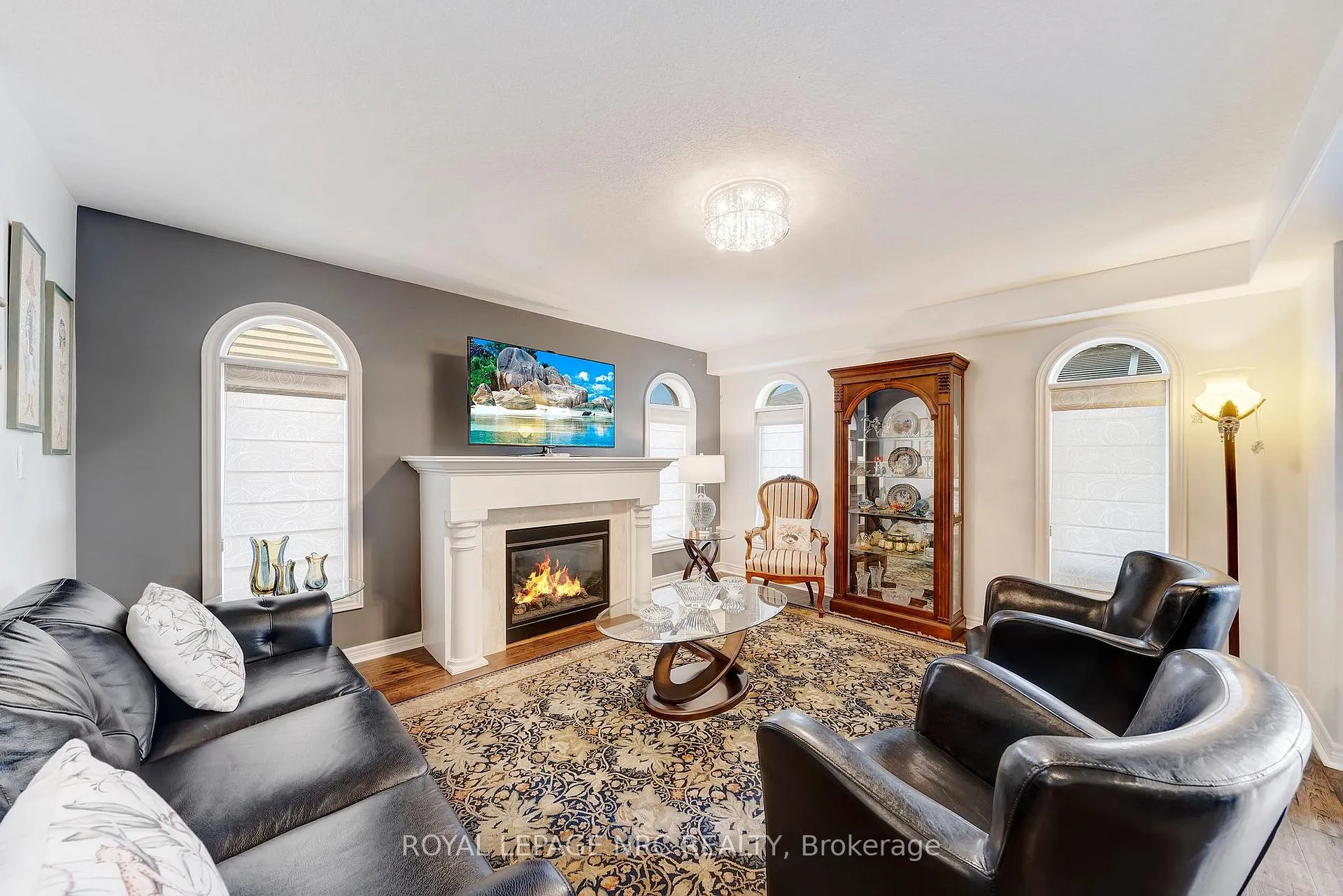 Photo 6 of 4471 Garden Gate Terrace, Lincoln, Beamsville — HOMEH