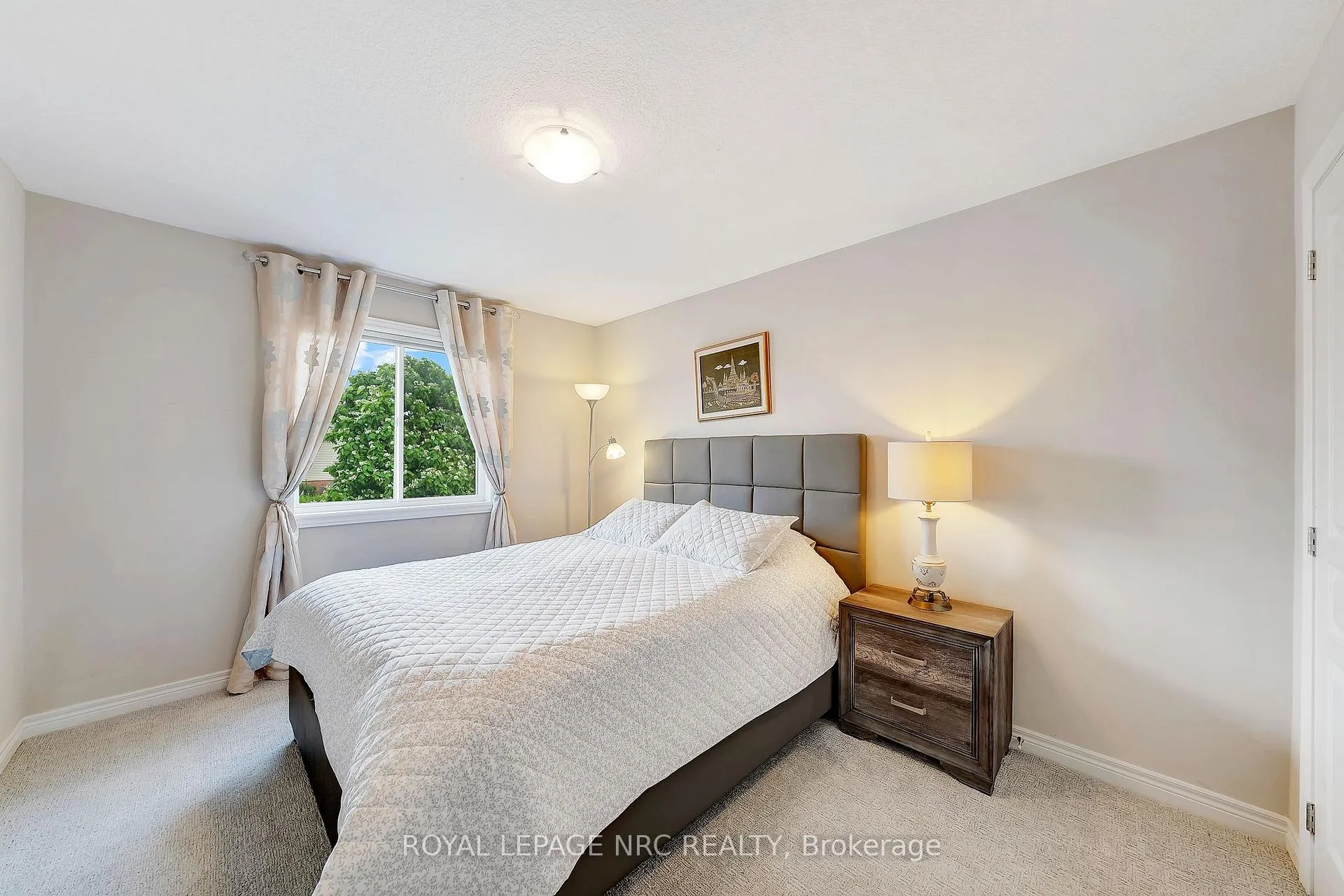 Photo 27 of 4471 Garden Gate Terrace, Lincoln, Beamsville — HOMEH