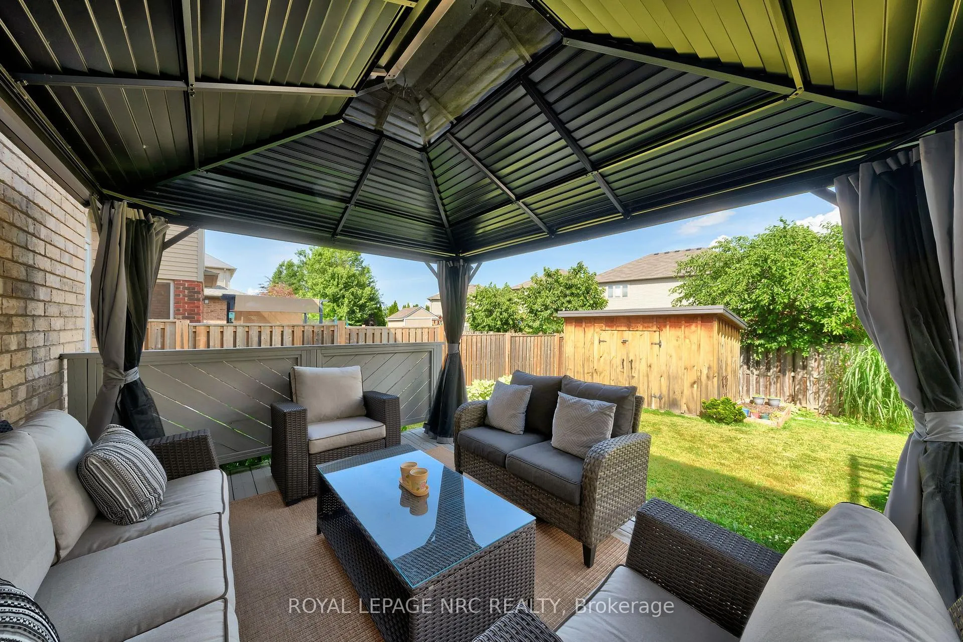 Photo 31 of 4471 Garden Gate Terrace, Lincoln, Beamsville — HOMEH