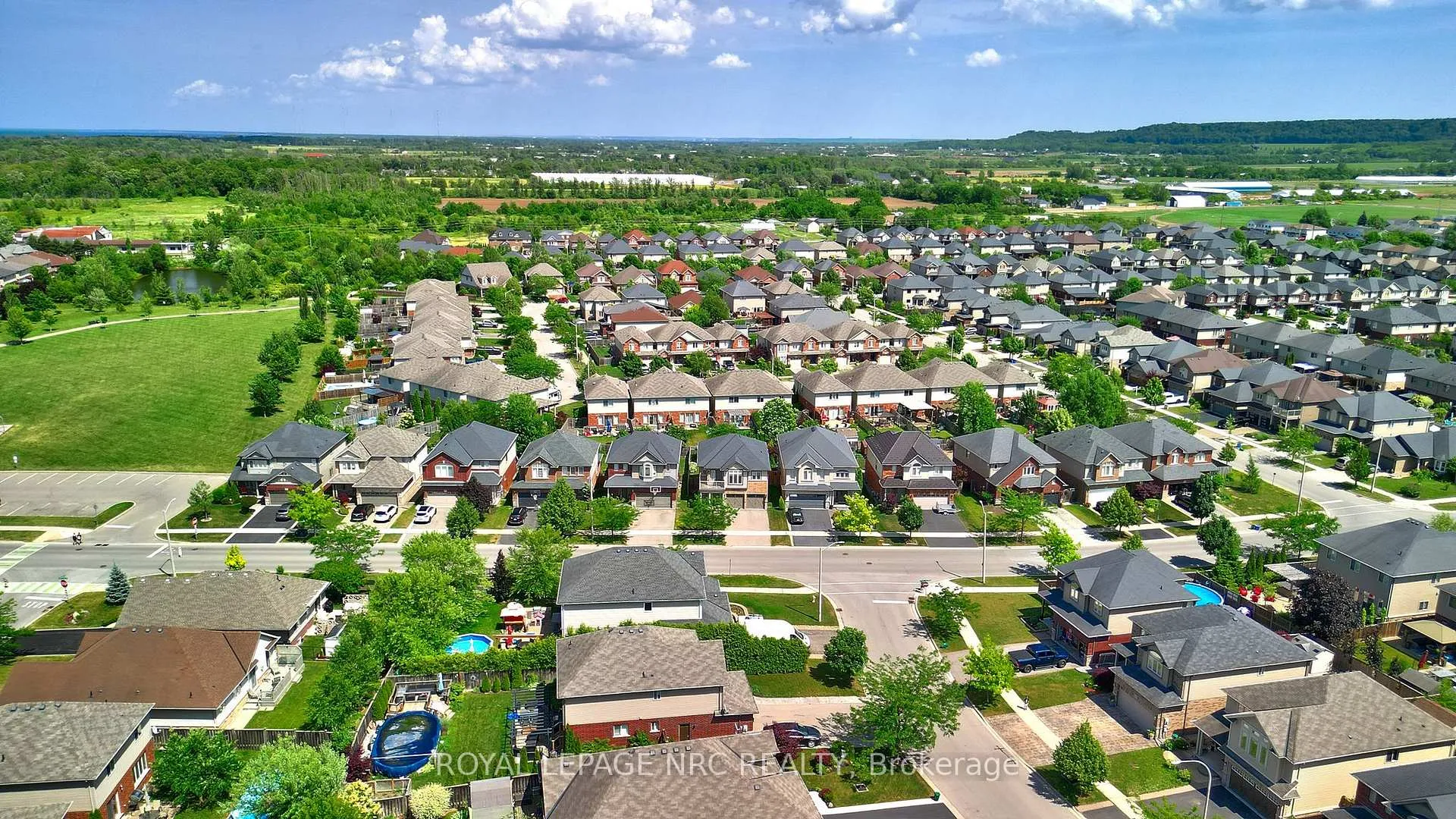 Photo 39 of 4471 Garden Gate Terrace, Lincoln, Beamsville — HOMEH