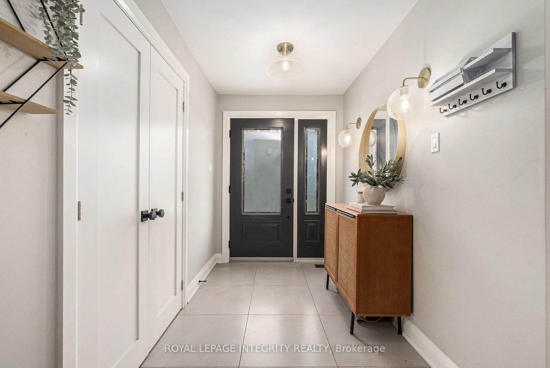 Photo 5 of 1843 Rideau Road, Ottawa, Riverside South — HOMEH